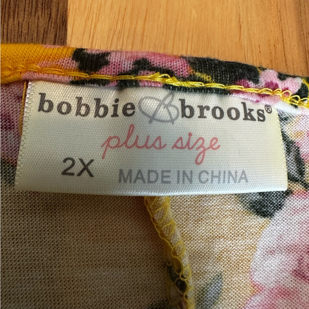 Bobbie Brooks Floral Yellow Bell Sleeve Asymmetrical Tunic Top sz 2X - Picture 10 of 14